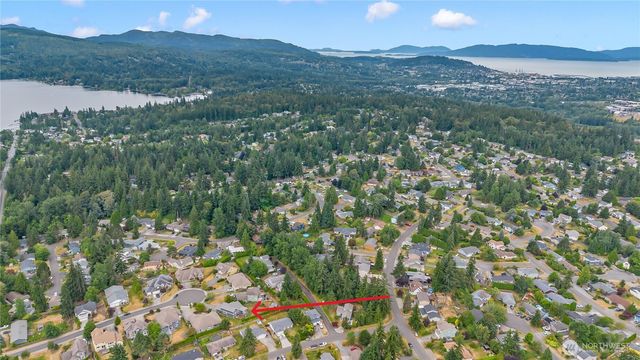 1460 Sunnybrook Lane, Bellingham, WA 98226