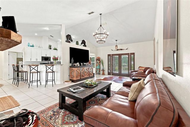 4 MIDDLEGROUND ROAD, Ocala, FL 34482