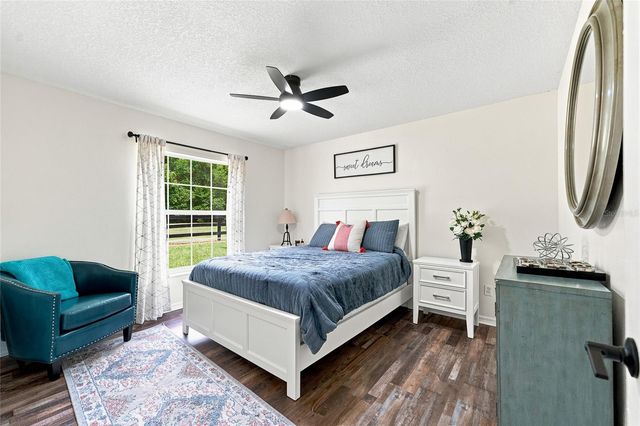 4 MIDDLEGROUND ROAD, Ocala, FL 34482