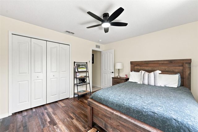 4 MIDDLEGROUND ROAD, Ocala, FL 34482