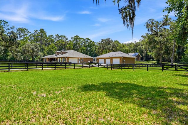 4 MIDDLEGROUND ROAD, Ocala, FL 34482