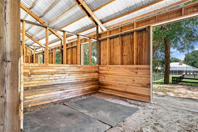 4 MIDDLEGROUND ROAD, Ocala, FL 34482