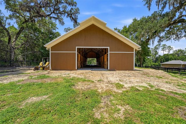 4 MIDDLEGROUND ROAD, Ocala, FL 34482
