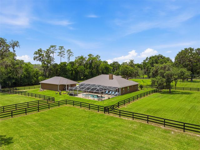 4 MIDDLEGROUND ROAD, Ocala, FL 34482