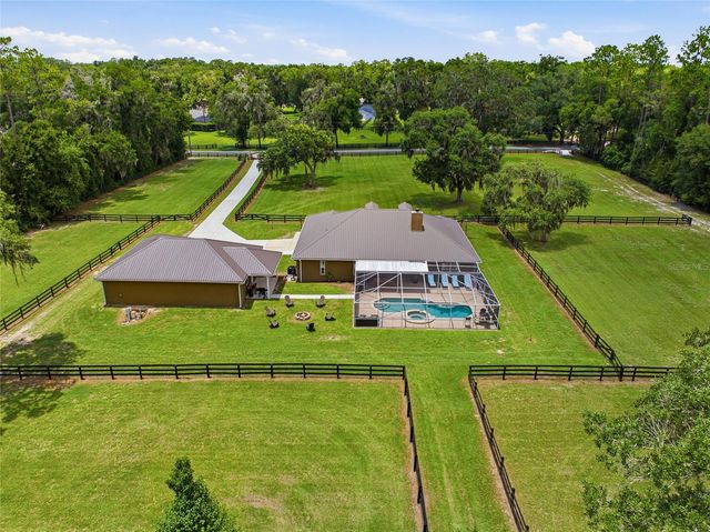 4 MIDDLEGROUND ROAD, Ocala, FL 34482