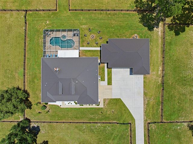 4 MIDDLEGROUND ROAD, Ocala, FL 34482