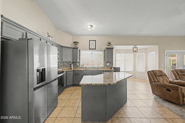 10910 W ASHBROOK Place, Avondale, AZ 85392