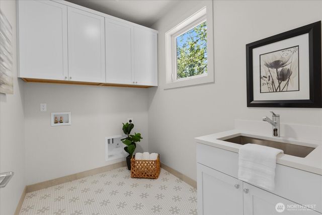 5739 25th Avenue NE, Seattle, WA 98105