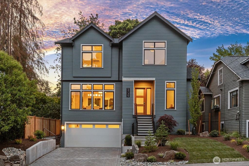 5739 25th Avenue NE, Seattle, WA 98105