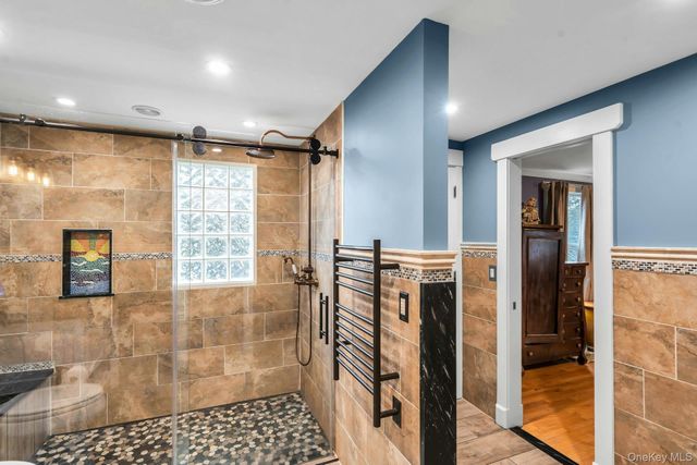 8 Ocean Avenue, Hampton Bays, NY 11946