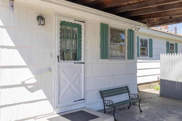 2 Cricket Lane, Concord, NH 03301