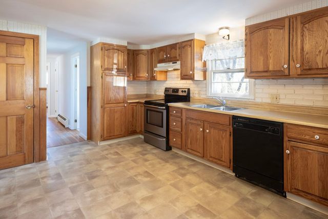 2 Cricket Lane, Concord, NH 03301