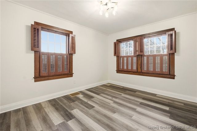 204 Rosewood Drive, Clarksville, IN 47129