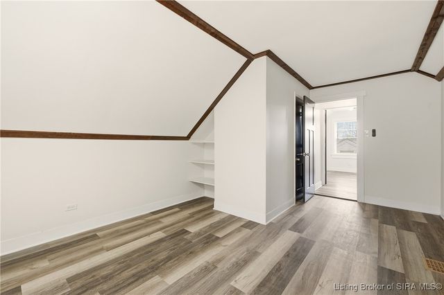 204 Rosewood Drive, Clarksville, IN 47129