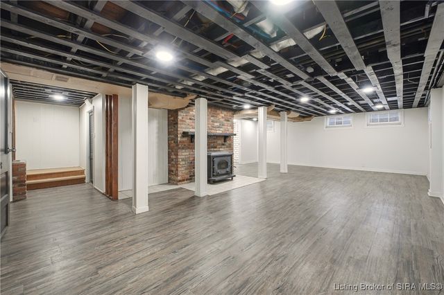 204 Rosewood Drive, Clarksville, IN 47129