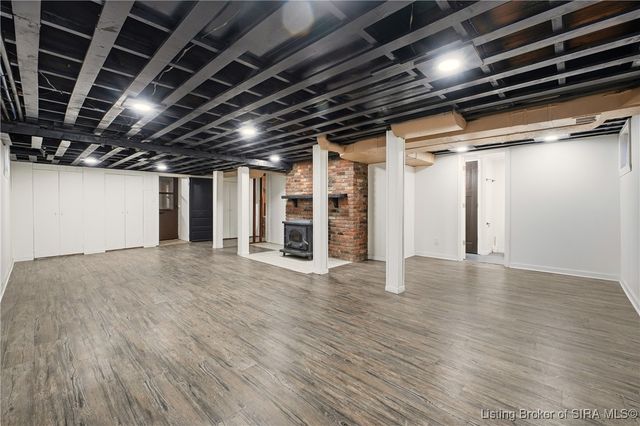 204 Rosewood Drive, Clarksville, IN 47129