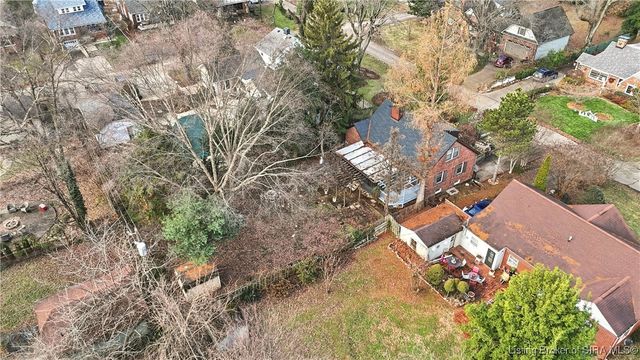 204 Rosewood Drive, Clarksville, IN 47129