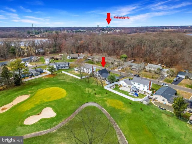 130 CLUB HOUSE DR, Willingboro, NJ 08046