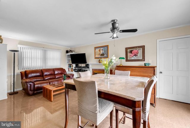 130 CLUB HOUSE DR, Willingboro, NJ 08046