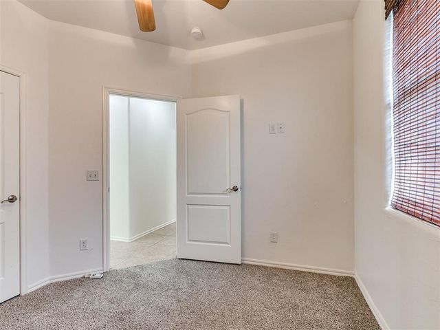 1041 Cambridge Court, Moore, OK 73160