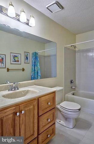 61 ASPEN CT, Hamilton, NJ 08619