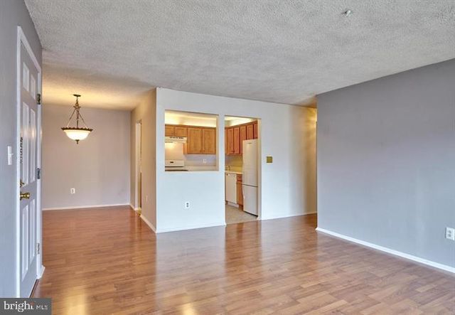 61 ASPEN CT, Hamilton, NJ 08619