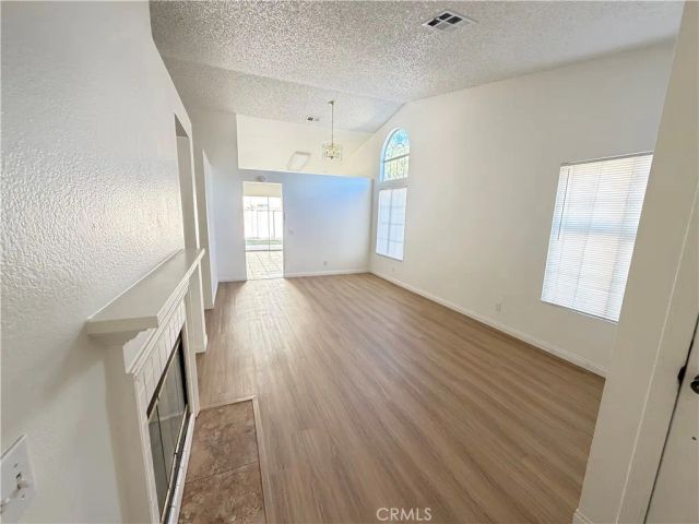 466 Granite View, Perris, CA 92571