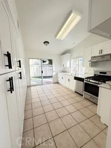 466 Granite View, Perris, CA 92571