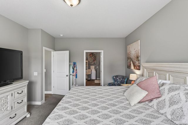 18374 Hamby Way, Lakeville, MN 55044