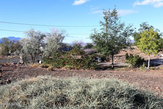 7990 Cheyenne Trail, Stagecoach, NV 89429