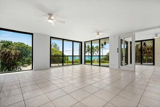 2401 N Ocean Boulevard 2n, Boca Raton, FL 33431