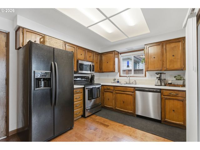 6505 Se 43RD Ave, Portland, OR 97206