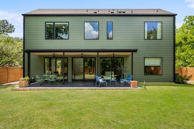 608 Brentwood ST B, Austin, TX 78752