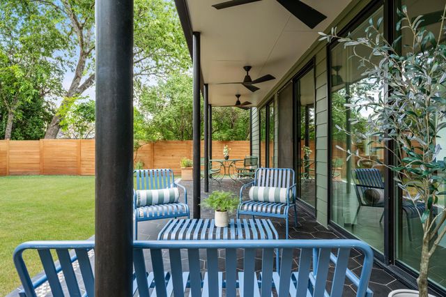 608 Brentwood ST B, Austin, TX 78752
