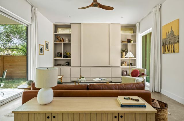 608 Brentwood ST B, Austin, TX 78752