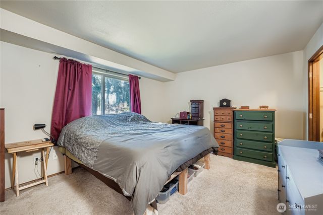 17217 92nd Avenue E, Puyallup, WA 98375