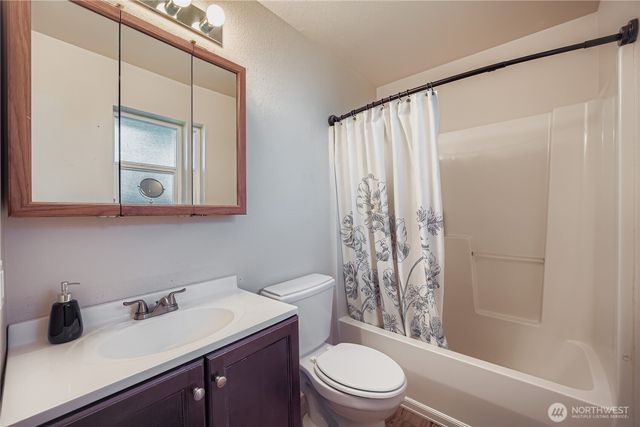 17217 92nd Avenue E, Puyallup, WA 98375