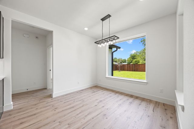 402 S Humphrey Avenue, Kerens, TX 75144