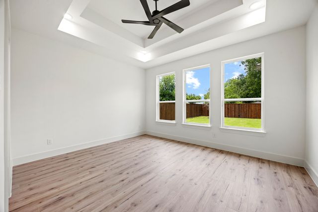 402 S Humphrey Avenue, Kerens, TX 75144