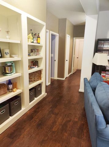 6400 Ken Caryl DR, Austin, TX 78747