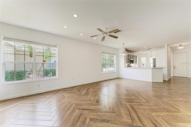 5047 LAKESCENE PLACE, Sarasota, FL 34243
