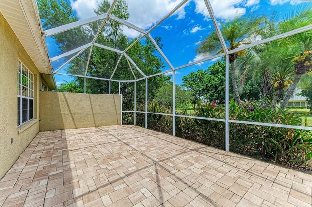 5047 LAKESCENE PLACE, Sarasota, FL 34243