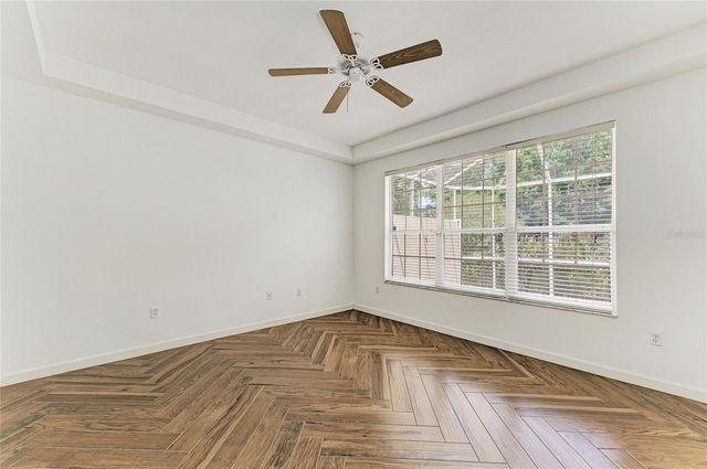 5047 LAKESCENE PLACE, Sarasota, FL 34243