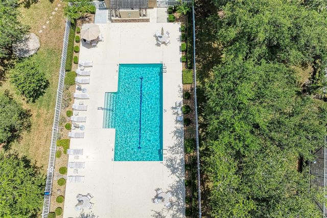 5047 LAKESCENE PLACE, Sarasota, FL 34243