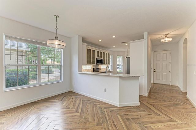 5047 LAKESCENE PLACE, Sarasota, FL 34243