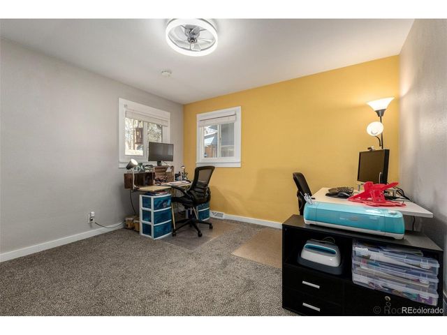 1739 Collyer St, Longmont, CO 80501