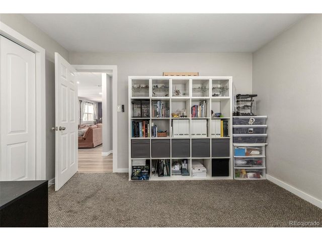 1739 Collyer St, Longmont, CO 80501