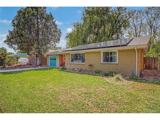 1739 Collyer St, Longmont, CO 80501