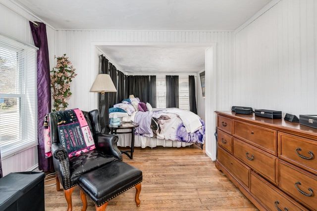 69 Chestnut Hill Road, Rochester, NH 03867