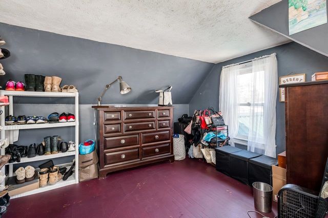 69 Chestnut Hill Road, Rochester, NH 03867